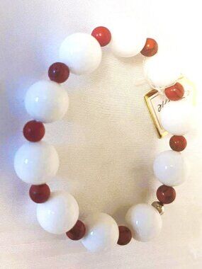 White Pearl Shell Howlite Bracelet Handmade Stretch Beaded Elegant Gift